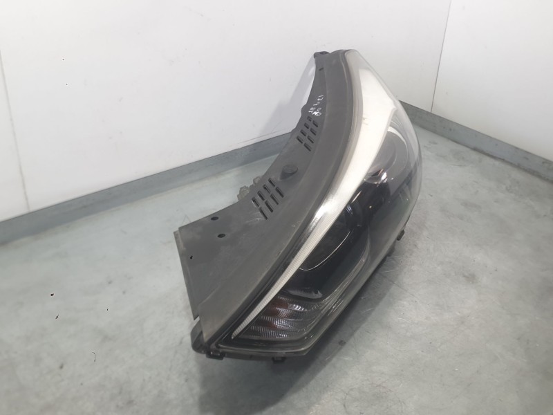 Recambio de faro izquierdo para hyundai tucson (tl, tle) 1.7 crdi referencia OEM IAM 92101D7101  
