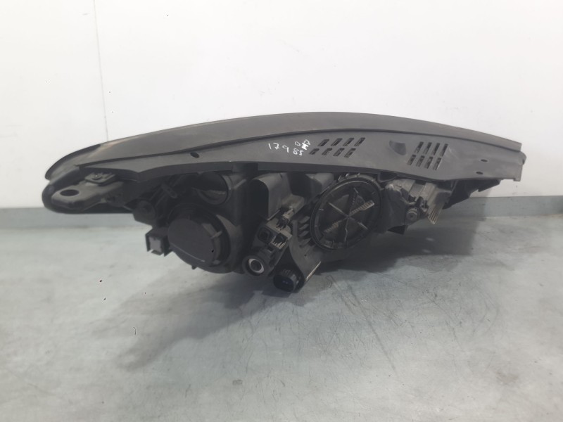 Recambio de faro izquierdo para hyundai tucson (tl, tle) 1.7 crdi referencia OEM IAM 92101D7101  