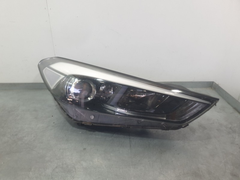 Recambio de faro derecho para hyundai tucson (tl, tle) 1.7 crdi referencia OEM IAM 92102D7101  