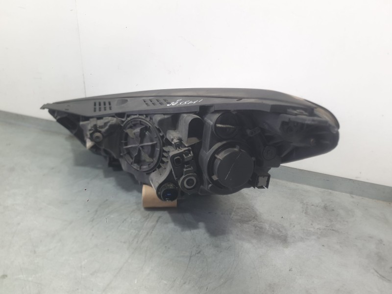 Recambio de faro derecho para hyundai tucson (tl, tle) 1.7 crdi referencia OEM IAM 92102D7101  