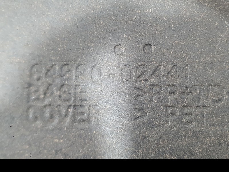 Recambio de bandeja trasera para toyota auris (_e15_) 1.4 d-4d (nde150_) referencia OEM IAM 6433002441C1  