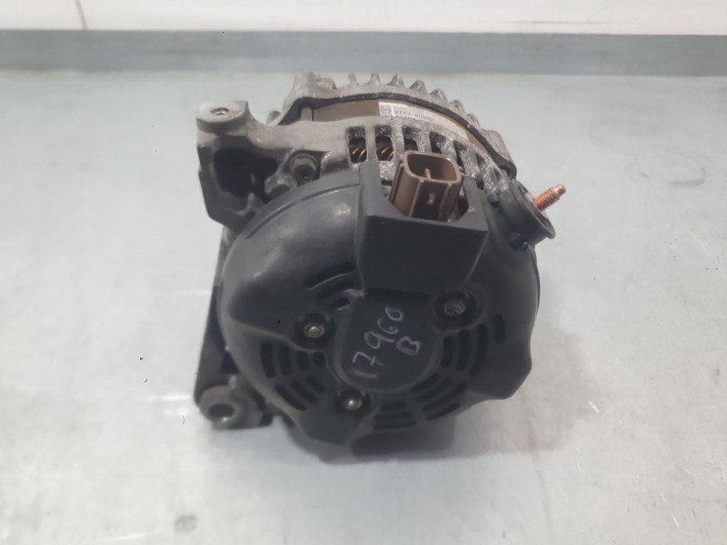 Recambio de alternador para toyota auris (_e15_) 1.4 d-4d (nde150_) referencia OEM IAM 2706033100  