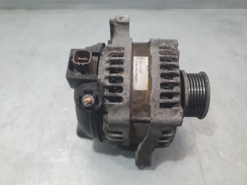 Recambio de alternador para toyota auris (_e15_) 1.4 d-4d (nde150_) referencia OEM IAM 2706033100  