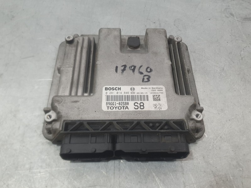 Recambio de centralita motor uce para toyota auris (_e15_) 1.4 d-4d (nde150_) referencia OEM IAM 8966012J21  