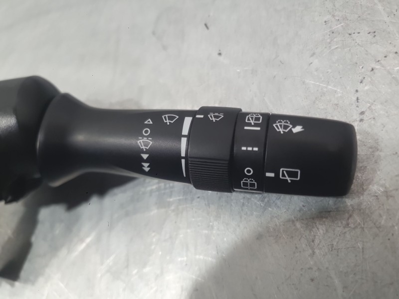 Recambio de mando limpia para toyota auris (_e15_) 1.4 d-4d (nde150_) referencia OEM IAM   