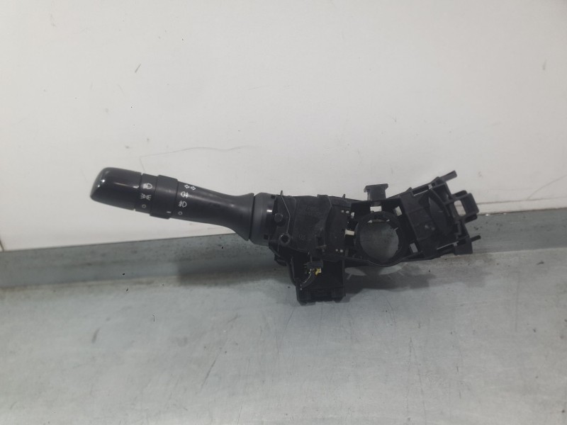 Recambio de mando luces para toyota auris (_e15_) 1.4 d-4d (nde150_) referencia OEM IAM 8414012621  8465248111