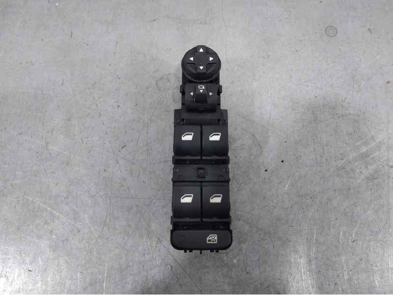 Recambio de mando elevalunas delantero izquierdo para peugeot 208 (p2) active pack referencia OEM IAM 1051977299  C/ MANDO RETRO