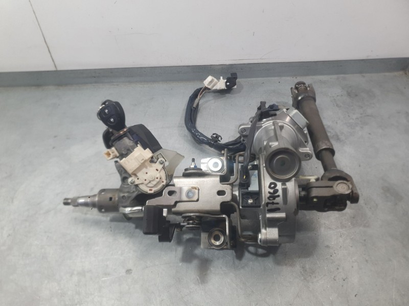 Recambio de columna direccion para toyota auris (_e15_) 1.4 d-4d (nde150_) referencia OEM IAM 4525002692  