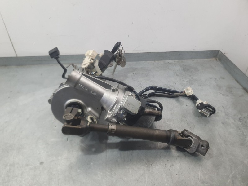 Recambio de columna direccion para toyota auris (_e15_) 1.4 d-4d (nde150_) referencia OEM IAM 4525002692  