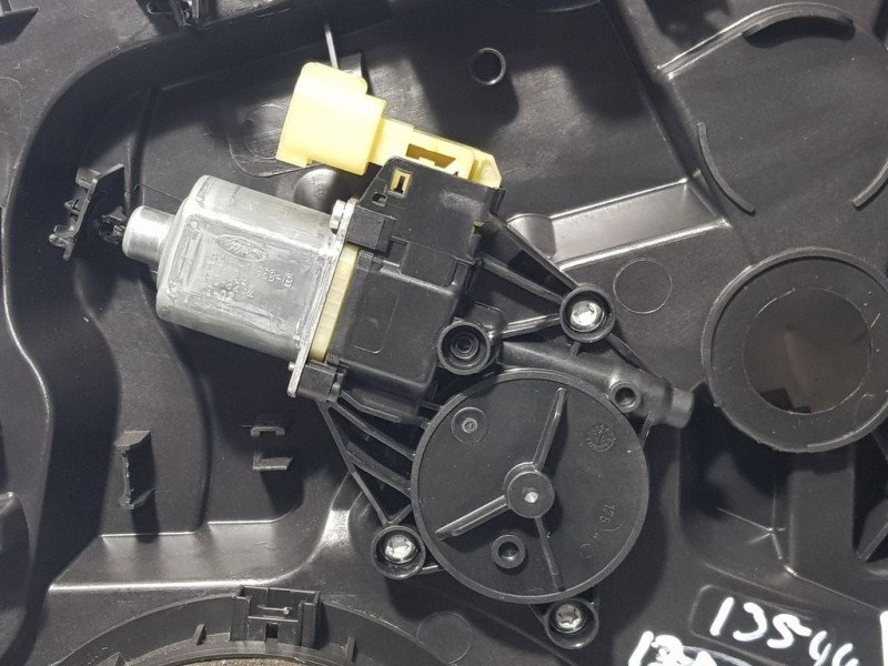 Recambio de elevalunas delantero derecho para ford fiesta (ccn) ambiente referencia OEM IAM C1BBA042H16AB  ELECTRICO 6 PINS