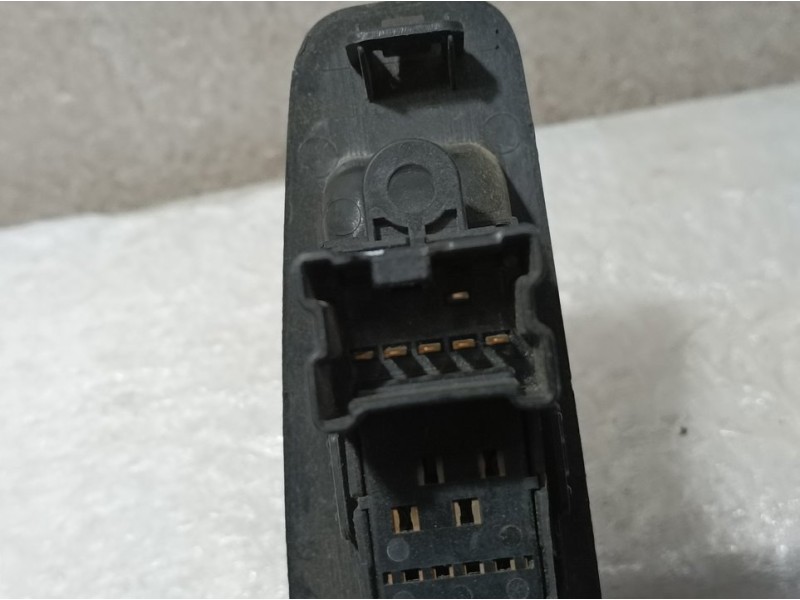 Recambio de mando elevalunas trasero derecho para nissan qashqai (j10) visia referencia OEM IAM 25411JD000  