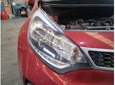 Recambio de faro derecho para kia rio iii (ub) 1.2 cvvt referencia OEM IAM 921021W290  