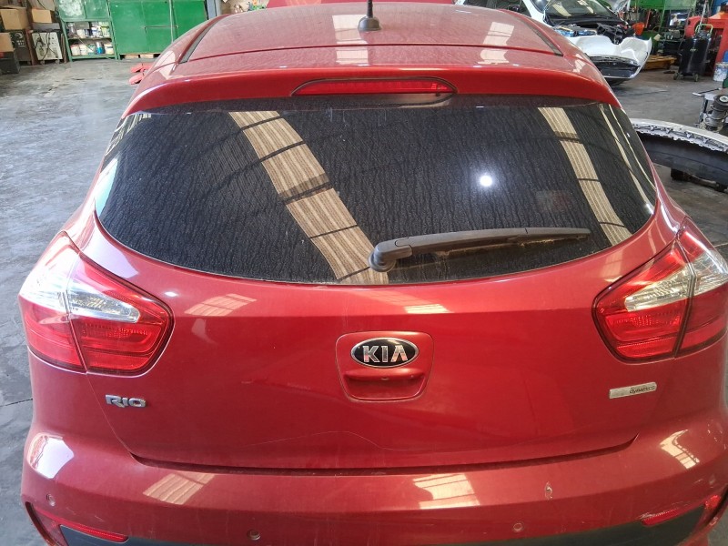 Recambio de porton trasero para kia rio iii (ub) 1.2 cvvt referencia OEM IAM 737001W220  