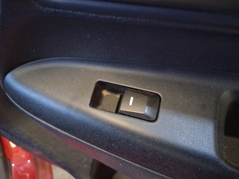 Recambio de mando elevalunas trasero derecho para kia rio iii (ub) 1.2 cvvt referencia OEM IAM 935801W010  
