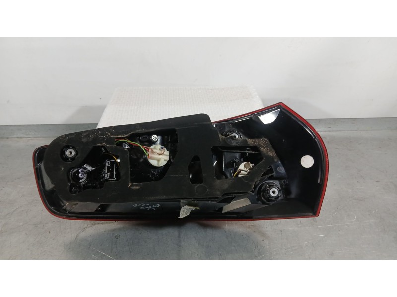 Recambio de piloto trasero izquierdo para citroën c4 picasso ii 1.6 bluehdi 120 referencia OEM IAM 9676120780  