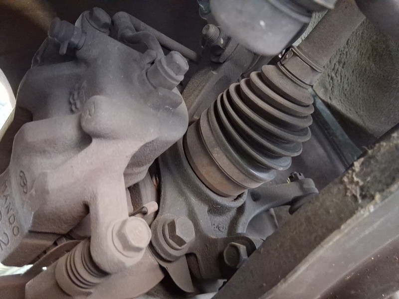 Recambio de mangueta delantera derecha para kia rio iii (ub) 1.2 cvvt referencia OEM IAM 517161W001  