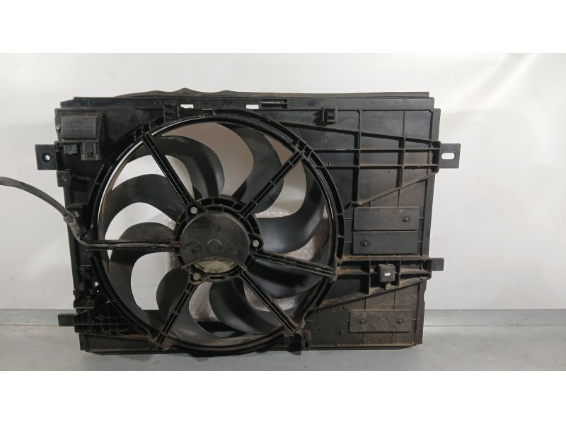 Recambio de electroventilador para citroën c4 picasso ii 1.6 bluehdi 120 referencia OEM IAM 9836636780  