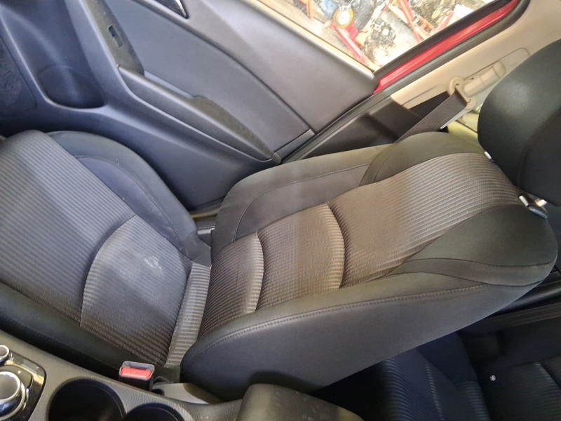 Recambio de asiento delantero derecho para mazda 3 (bm, bn) 2.0 referencia OEM IAM   