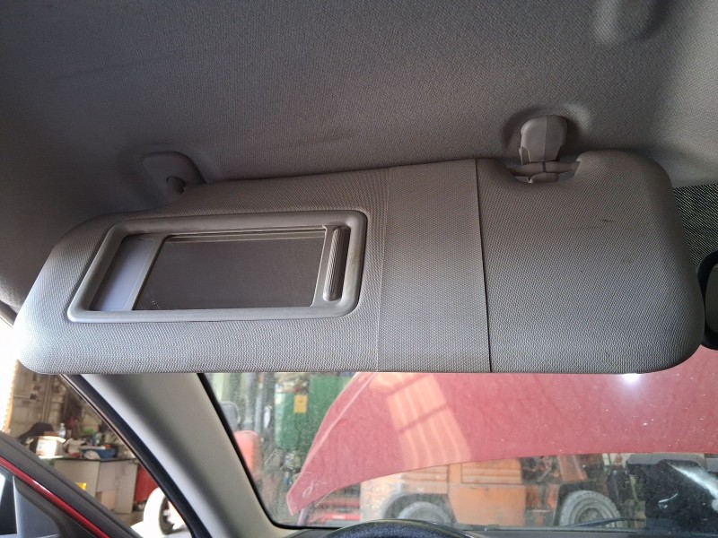 Recambio de parasol izquierdo para mazda 3 (bm, bn) 2.0 referencia OEM IAM BHS269320A75  