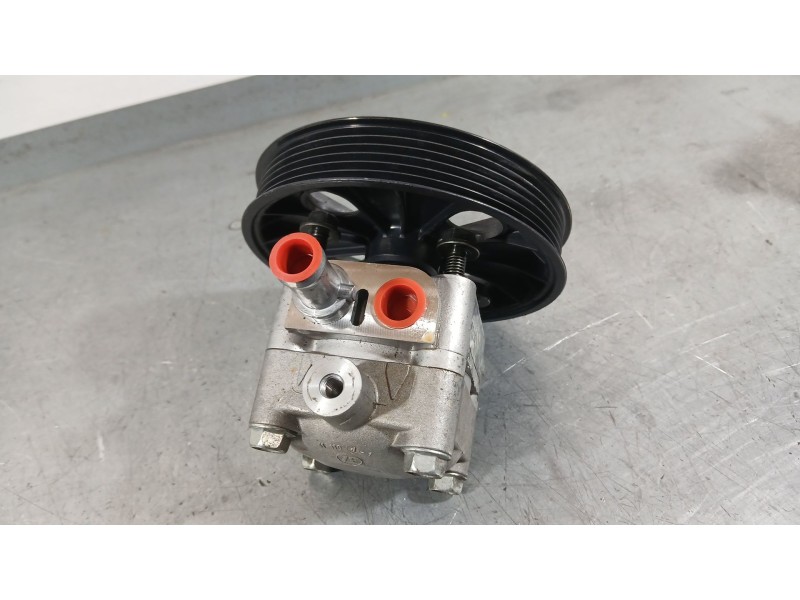 Recambio de bomba direccion para volvo s40 i (644) 2.0 t referencia OEM IAM 8251733  