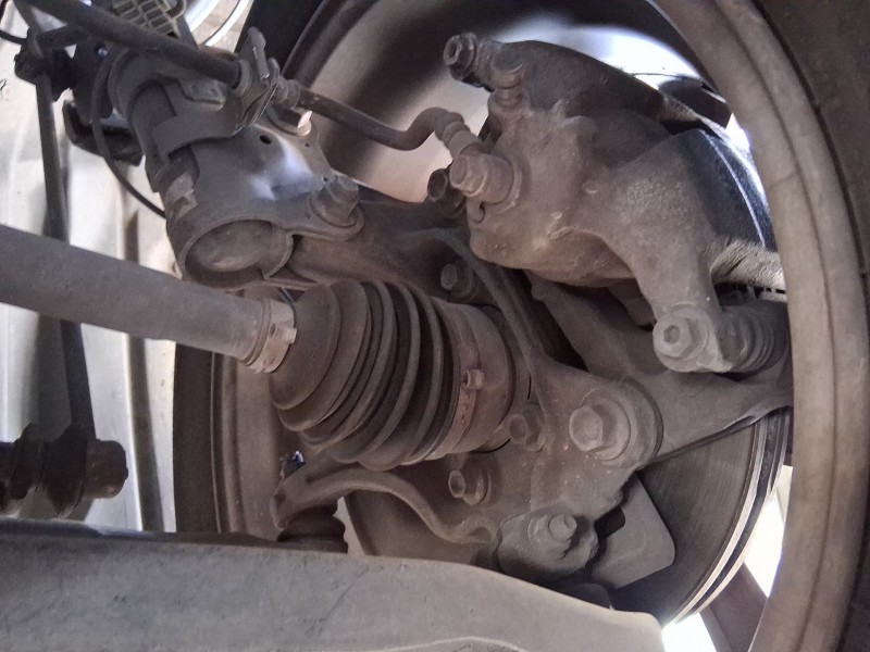 Recambio de mangueta delantera izquierda para mazda 3 (bm, bn) 2.0 referencia OEM IAM B45A33031  