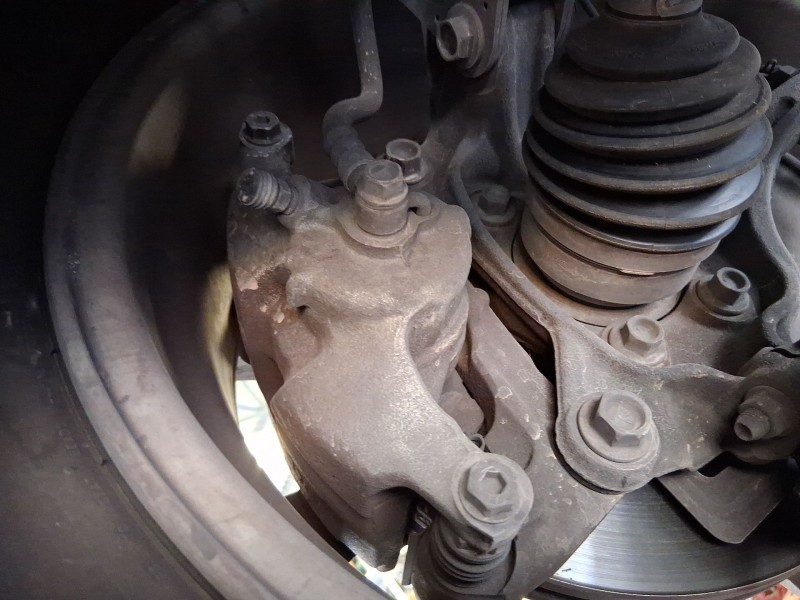 Recambio de pinza freno delantera derecha para mazda 3 (bm, bn) 2.0 referencia OEM IAM B4Y73398ZC  