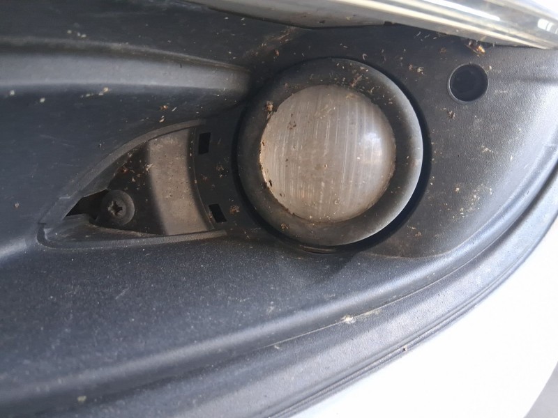 Recambio de faro antiniebla izquierdo para opel astra j (p10) 1.7 cdti (68) referencia OEM IAM 13367142  
