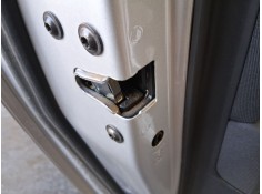 CERRADURA PUERTA TRASERA IZQUIERDA 13579557 