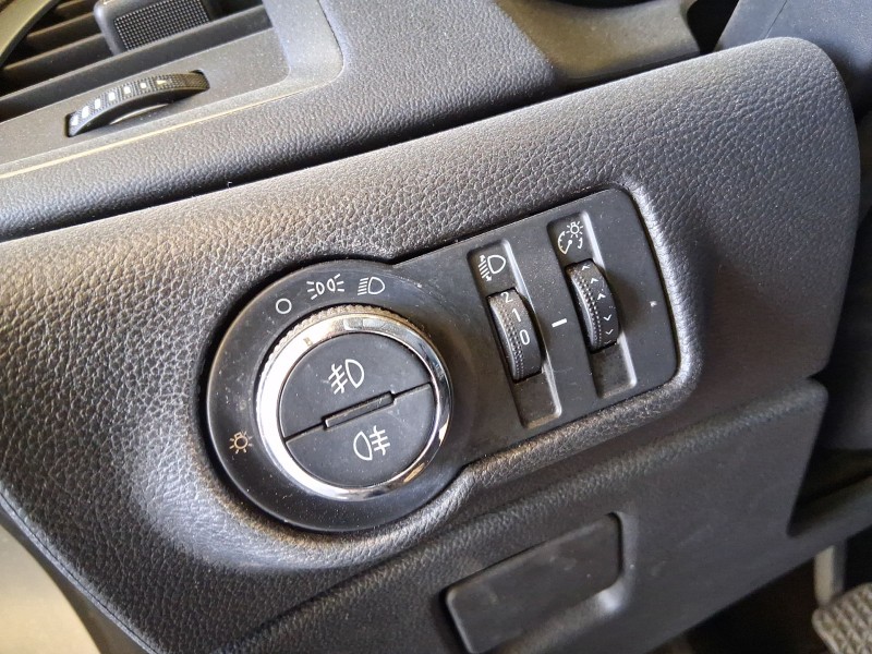 Recambio de mando luces para opel astra j (p10) 1.7 cdti (68) referencia OEM IAM 13268703  