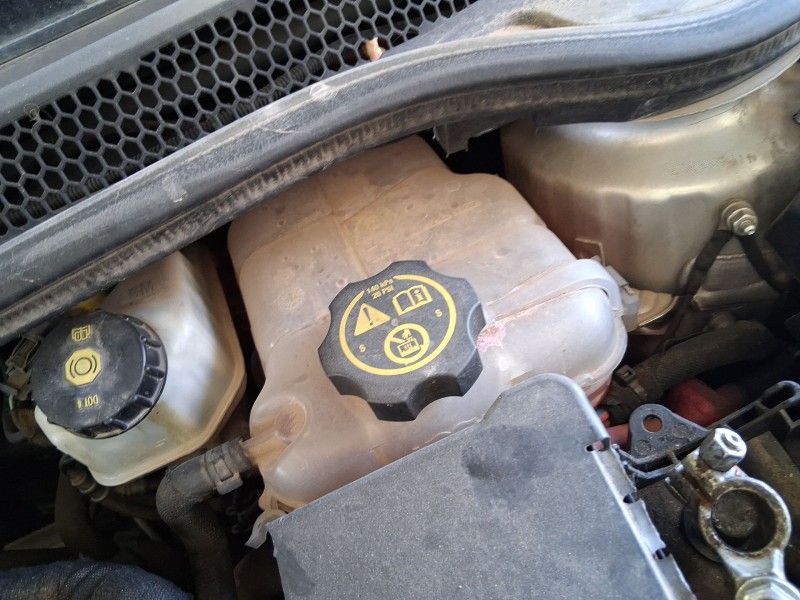 Recambio de deposito expansion para opel astra j (p10) 1.7 cdti (68) referencia OEM IAM 13370133  