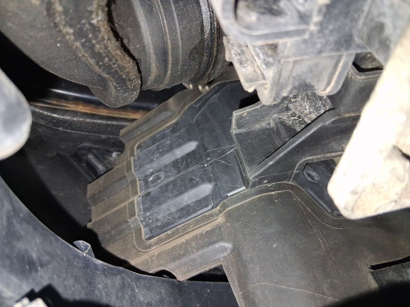 Recambio de refuerzo paragolpes delantero para opel astra j (p10) 1.7 cdti (68) referencia OEM IAM 39165566  