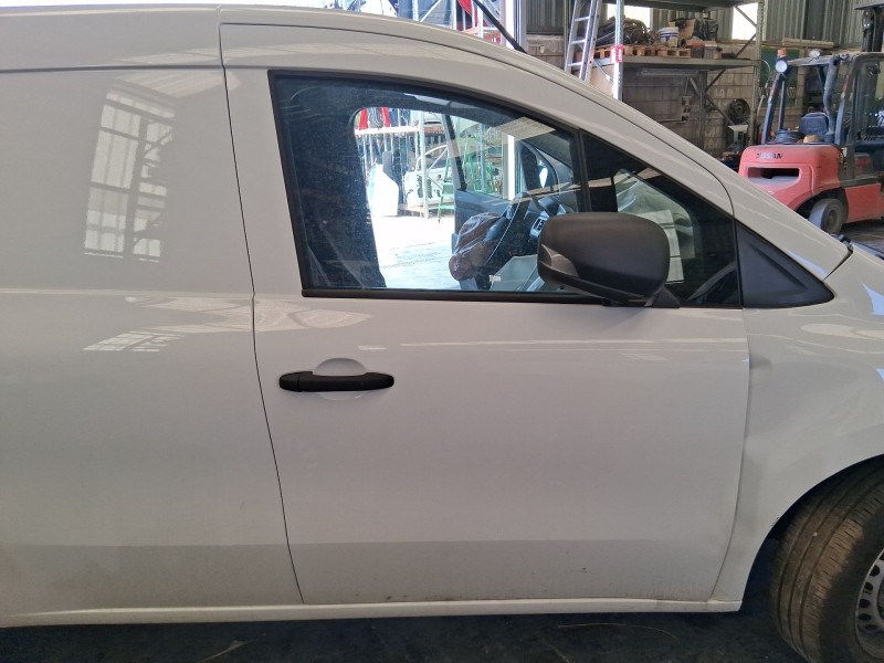 Recambio de puerta delantera derecha para renault kangoo iii furgoneta/monovolumen 1.5 blue dci 95 (fjab) referencia OEM IAM 801