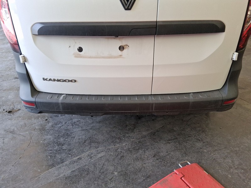 Recambio de paragolpes trasero para renault kangoo iii furgoneta/monovolumen 1.5 blue dci 95 (fjab) referencia OEM IAM 850103134