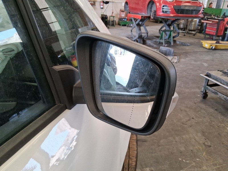 Recambio de retrovisor derecho para renault kangoo iii furgoneta/monovolumen 1.5 blue dci 95 (fjab) referencia OEM IAM 963017552
