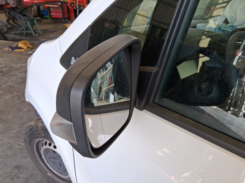 Recambio de retrovisor izquierdo para renault kangoo iii furgoneta/monovolumen 1.5 blue dci 95 (fjab) referencia OEM IAM 9630235