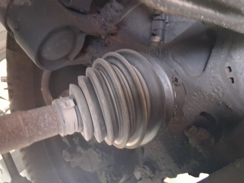 Recambio de transmision delantera derecha para renault kangoo iii furgoneta/monovolumen 1.5 blue dci 95 (fjab) referencia OEM IA