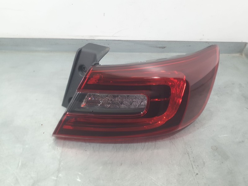 Recambio de piloto trasero derecho exterior para renault talisman (lp_) 1.6 dci 160 referencia OEM IAM 265501301R  