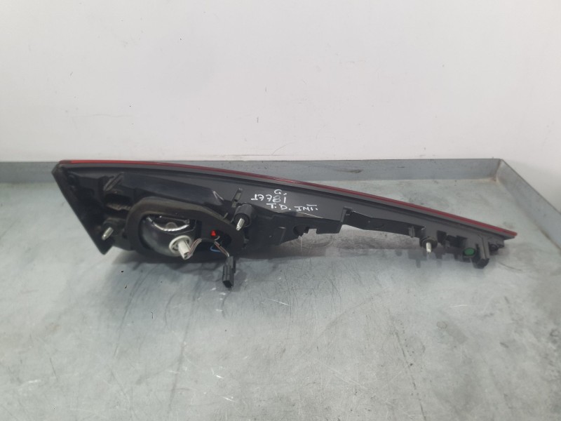 Recambio de piloto trasero derecho interior para renault talisman (lp_) 1.6 dci 160 referencia OEM IAM 265503924R  