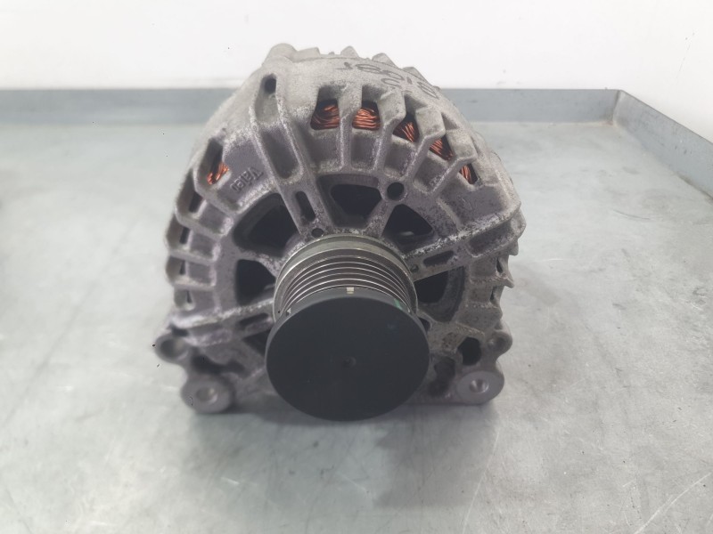 Recambio de alternador para volkswagen golf vii (5g1, bq1, be1, be2) 1.6 tdi referencia OEM IAM 04L903024SX 04L903024S 