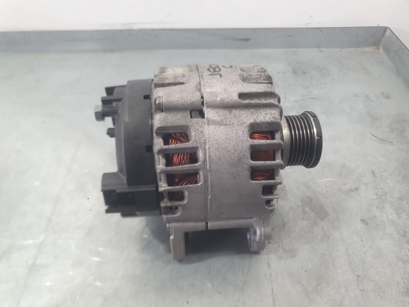 Recambio de alternador para volkswagen golf vii (5g1, bq1, be1, be2) 1.6 tdi referencia OEM IAM 04L903024SX 04L903024S 