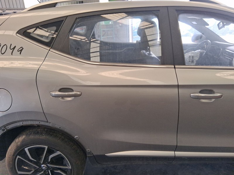 Recambio de puerta trasera derecha para mg zs suv (azs1) 1.5 vti referencia OEM IAM 10316504SEPP  