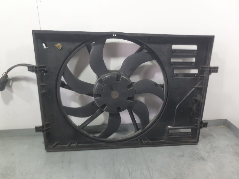 Recambio de electroventilador para volkswagen golf vii (5g1, bq1, be1, be2) 1.6 tdi referencia OEM IAM 5WA121203G  