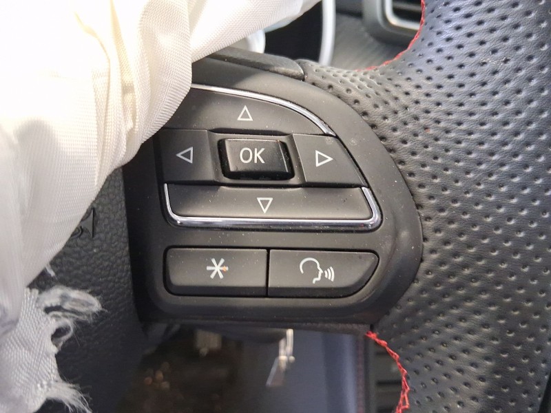 Recambio de volante para mg zs suv (azs1) 1.5 vti referencia OEM IAM 11237276PHD5  