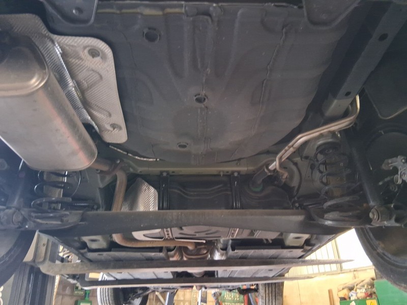 Recambio de puente trasero para mg zs suv (azs1) 1.5 vti referencia OEM IAM 11066668 DISCO C/ABS Y 5 TORNILLOS 