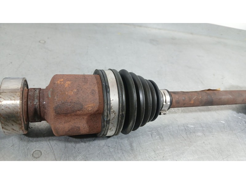 Recambio de transmision delantera derecha para dacia sandero iii 1.0 tce 90 referencia OEM IAM 391003955R  