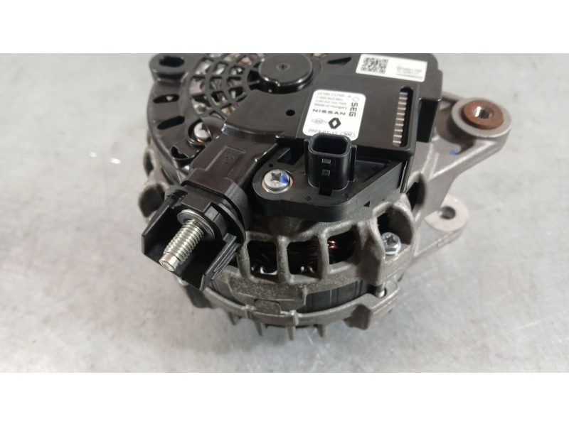 Recambio de alternador para dacia sandero iii 1.0 tce 90 referencia OEM IAM 231002175R  