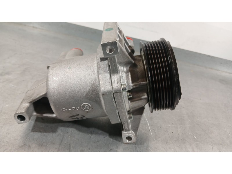 Recambio de compresor aire acondicionado para dacia sandero iii 1.0 tce 90 referencia OEM IAM 926008469R  