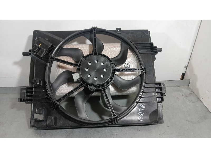 Recambio de electroventilador para dacia sandero iii 1.0 tce 90 referencia OEM IAM 214813070R  