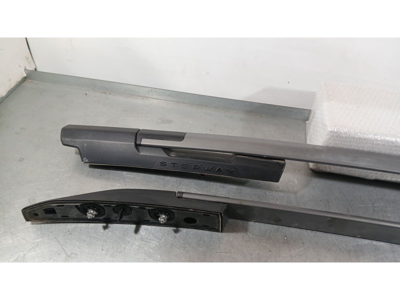 Recambio de barras techo para dacia sandero iii 1.0 tce 90 referencia OEM IAM   