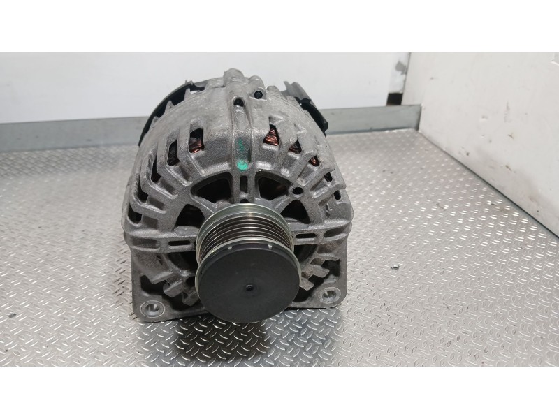 Recambio de alternador para renault express furgoneta/monovolumen 1.5 blue dci 75 (f6aa) referencia OEM IAM 231006293R 231009123